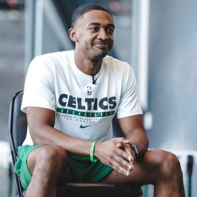 R.I.P Lue | Performance Coach - Boston Celtics ☘️ 📈: @thebravesfc @drink_barcode @tgl