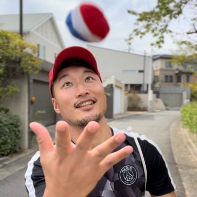 Hola me llamo Yuma! Soy YouTuber japonés de Kobe! 🇯🇵😎 Mi canal de YouTube 📹👇