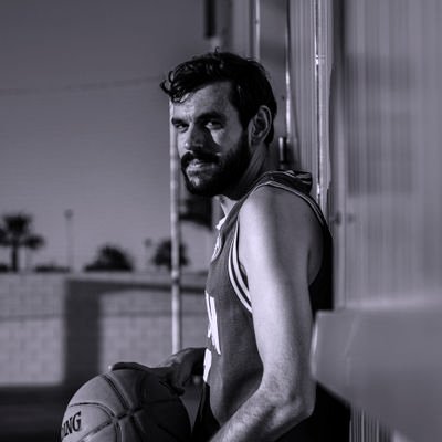 (KIK10) una vez tuve mi propio código descuento en una tienda de guantes de ⚾ personalizados.
Colaboro en el @TrianguloDBenny