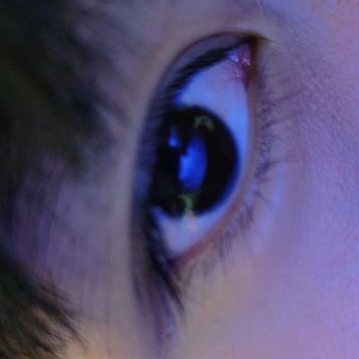 ThomasTran22272's profile picture. 