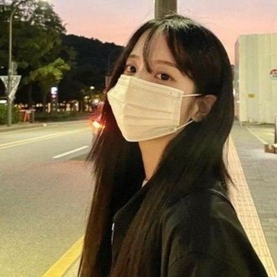 33歳・とある菓会社の部長・最近の趣味はプールで泳ぐこと・ママ活コミュニティ運営してます・フォローしてくれた人へママさん紹介してます🌟