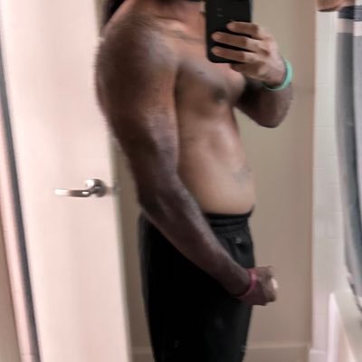 Just a young blk bi guy lookin to suck and feel some good dick. amosc: dreadheadbtmtae.