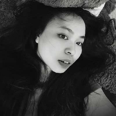 YomiOktaviani's profile picture. 📌Bandung | Pharmacy @STF_B
📍IG : Yomsoktav
📨Line : yomioktaviani