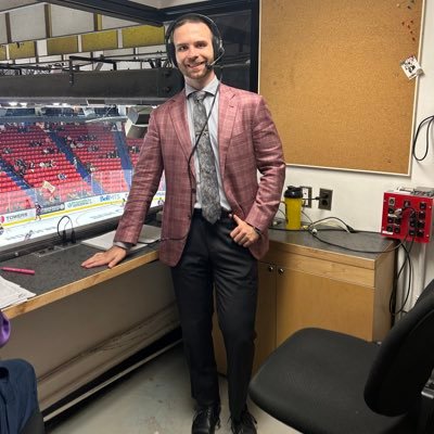 Professional loud person. Play-by-play voice of the WHL’s Brandon Wheat Kings. Formerly with Estevan Bruins, PA Raiders. Gym rat on the side. #CreComm grad