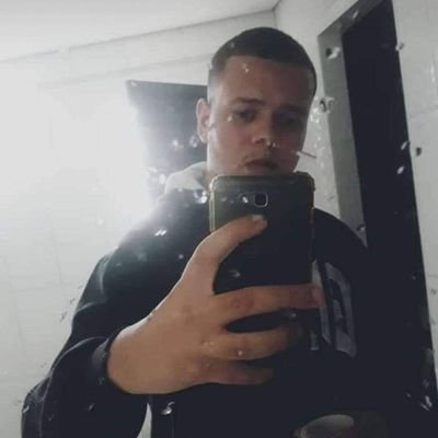 Jhoncrf97 Profile Picture