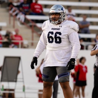 Versatile OL @FBWarriorsECC || 6’2 ,289 lbs || #66 || 2023 All State Academic Team || NCAA ID: 2201415713 || 3.8 GPA || Cell: 3103091844 #nolimit #jucoproduct