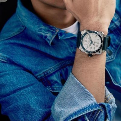 ajuexwa26's profile picture. above board busy