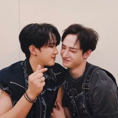 redgo00's profile picture. .......