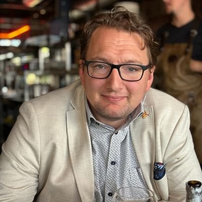Vader & Echtgenoot | Oud-voorzitter Rozenburg '18-'22 & '23-'25 | Waterschap Hollandse Delta | Divisie Havenmeester R'dam VTS | VVD | Organist
