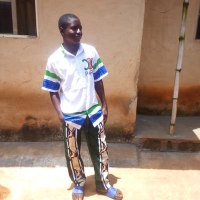 PennyOlivai's profile picture. life better covered mud ❤️