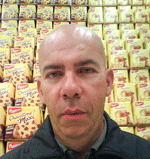 Trabalho em Aldeia da Serra (Barueri), e no final de cada ano, vendo Panettone e Chocottone mais barato.