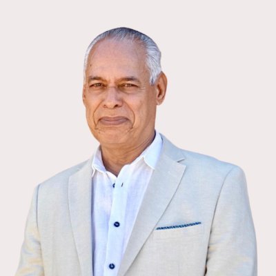 Sénateur PS de la #Guadeloupe, Conseiller régional @peyigwadloup, Député (2002-2017), Président de région (2004-2015), Ministre des #Outremer (2012-2014).