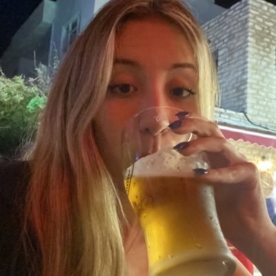 cerensabancii's profile picture. ial | itü kom🐝