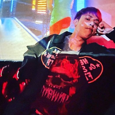 masterchiefjess's profile picture. laying low at the bottom of a tulip bed BuffetBoy ㄣ⃒ Aries