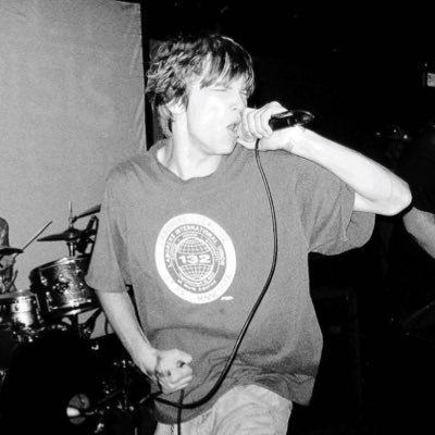 womper9000's profile picture. identity crisis vox