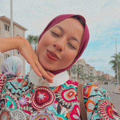 AlaaSaadYounis3's profile picture. غمض عينك تخيل ان هالعالم إلنا✨
Physiotherapist 
Nutrionist ☘️