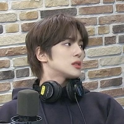 snowMH1103's profile picture. 🐳 어떻게 너를 사랑하지 않을 수 있겠어