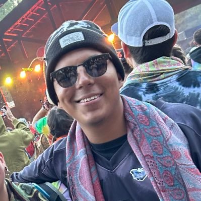 silvernaps's profile picture. just hanging around.