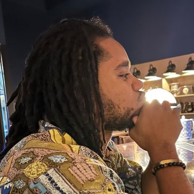 Eppcellence's profile picture. Uncle Jay of the late 1900s. I’m a bot