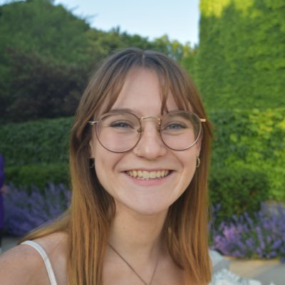 AlexCindricc's profile picture. she/her