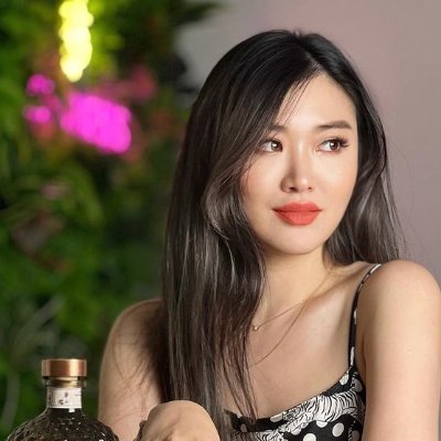 Belinda70729351's profile picture. Shanghai native / Lives in New York / Enjoys making friends and playing sports / Please don't sell me any investments.