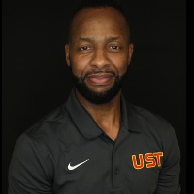 Determined. Grateful. Blessed. Assistant WBB and Recruiting Coordinator @USTWBB NCAA D3 Founder of LACI & HC of @lateralathetic SA FINEST 15U Houston