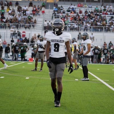 ‘24🎓|Shoemaker High School (TX) |5'8, 155Ibs| |DB ATH| GPA-3.50📚🎓 •1of1• |LLT🕊️❤️ | 4:4 40|