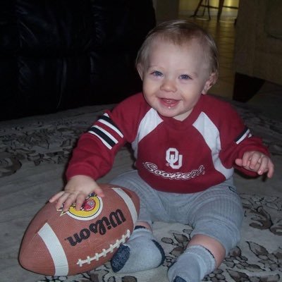 Die hard Sooner fan, Dad to 3 and a happy husband! I follow everything OU Sooner football related. Boomer!!