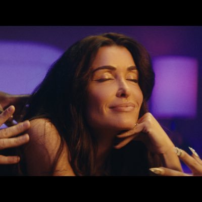 JeniferOfficiel Profile Picture