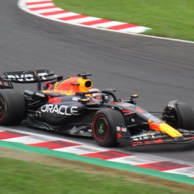 高校生です！HONDAを応援してます！F1:RedBull & RB Driver:Max🇳🇱Yuki🇯🇵 Gas🇫🇷Checo🇲🇽Alo🇪🇸Lec🇲🇨Lando🇬🇧 SGT:ARTA Driver:福住選手、野尻選手