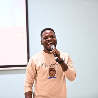 KingOjikemba's profile picture. Christ follower|TM District 94 Speech Champion '21|
Multiple award winning public speaker|Spoken Word Poet|Voiceover Artiste|Lawyer|Writer|Leader