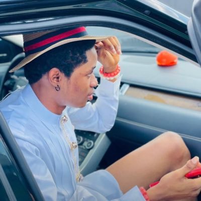 official210000's profile picture. 