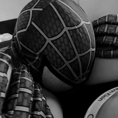 Falalimf1lm's profile picture. 