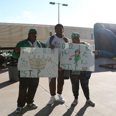 Dai Reynolds, Graduate of the University of North Texas majored in Converged Broadcasting with a minor in Theater soon to be Psychology major/Art/Writing