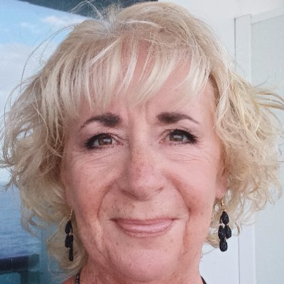 I'm a mum, dog lover & teacher of 18 years, mainly Year 6 (with years in 5, 4, 3 & 2) and 15yrs as Writing subject lead. Any spare money is for cruising!