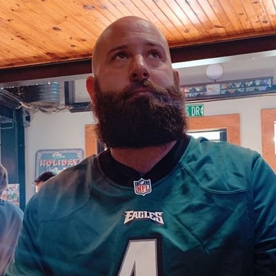 Analytical chemist, non-target analysis | he/him/his | @PrasseLab @JohnsHopkinsEHE @JohnsHopkinsSPH | Views my own | #FlyEaglesFly #RepBx #letsgoflyers