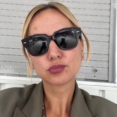 Konstantinova i Uroševa mama, novinarka, mediji, Partizan :)