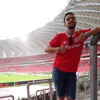 Estou aqui pra reclamar, falar bobagem, coisas sem fundamento, e reclamar mais um pouquinho principalmente se for do S. C. Internacional.
