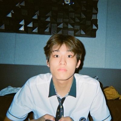 YGA STAN👑 | MIDZY⚪ | STAY🧭 | PLS STREAM 🥺: https://t.co/AwASqdiQwd