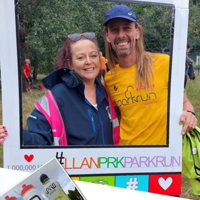 I'm just a parkrunner 23.44, with a handful of other less important runs, full 4.31.56, half 1.54.34 , 10k 49.06... metal head and F1 fan. #loveparkrun 💛🤘💛