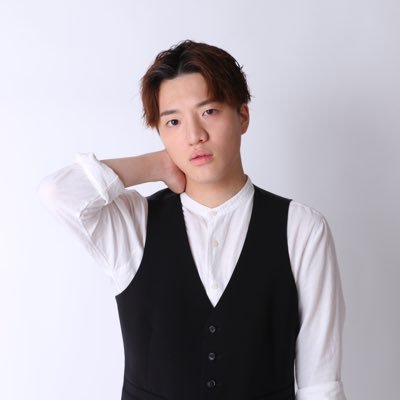 フリーの俳優です。〇劇団BDP出身 ミュージカル/イマーシブシアター/テーマパーク #本好き #ピーターパン #THEGIFT next→11月ミュージカルショー『THE GIFT』東京・大阪