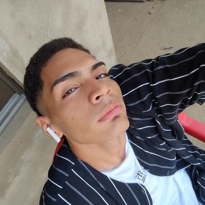 JuanPinto0417's profile picture. La música nos une 🙌❤️