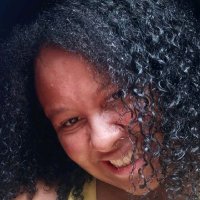 thais Oliveira (@thaisol65691569) 's Twitter Profile