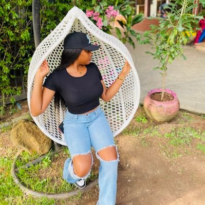 judith_oo's profile picture. Authenticity never goes out of style 🫰🏼 ✨