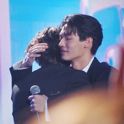 • 자랑
• SJ & 2 SJ-M Members
• 𝔹𝔼𝔹ℝ𝕀𝔾ℍ𝕋:𝕎𝕀ℕ𝕊𝕆𝕄𝔼
• HARIT
• MJ
• FanArtist