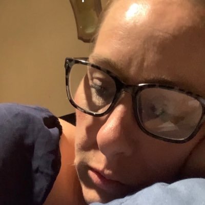 KimHubbard0807's profile picture. My depression is winning