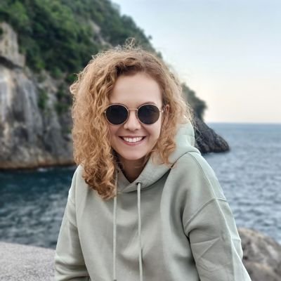 lauraddinic's profile picture. 