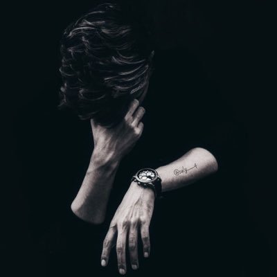 قبرًا وضع بِه #أبي_وأمي أنرهُ يا الله
#رابط_المتجر(https://t.co/nhglsXjxN7)@_sul4l