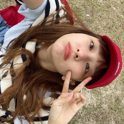jjluvies's profile picture. 🍓 18 | Pa