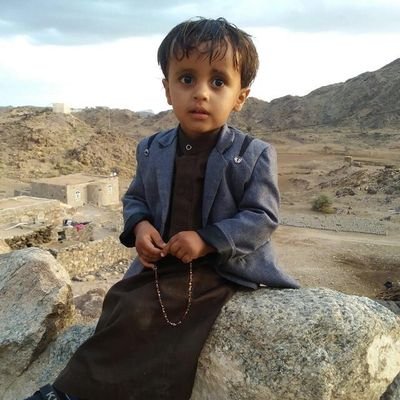 لقيت بالصمت رفعة وبالتخطي سمو
ولقيت بالوقت درس .. وبالاوادم عبـر